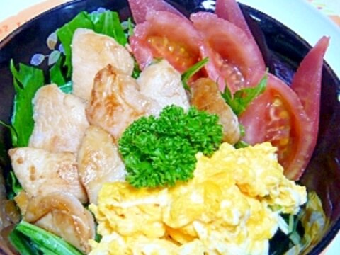 鶏肉のロコモコ風おやこＤＯＮＢＵＲＩ☆